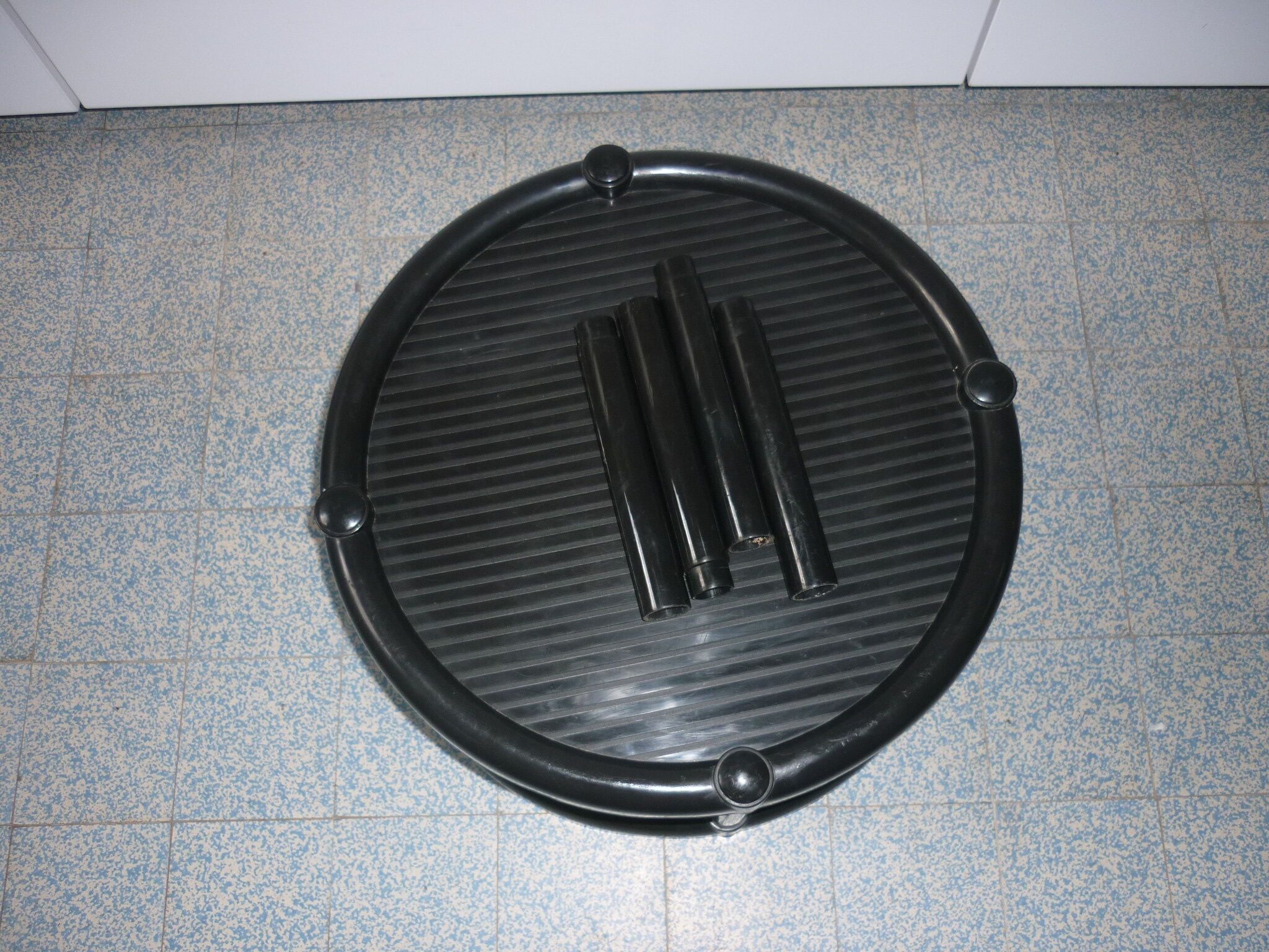 Table noire avec 2 plateaux, 1970