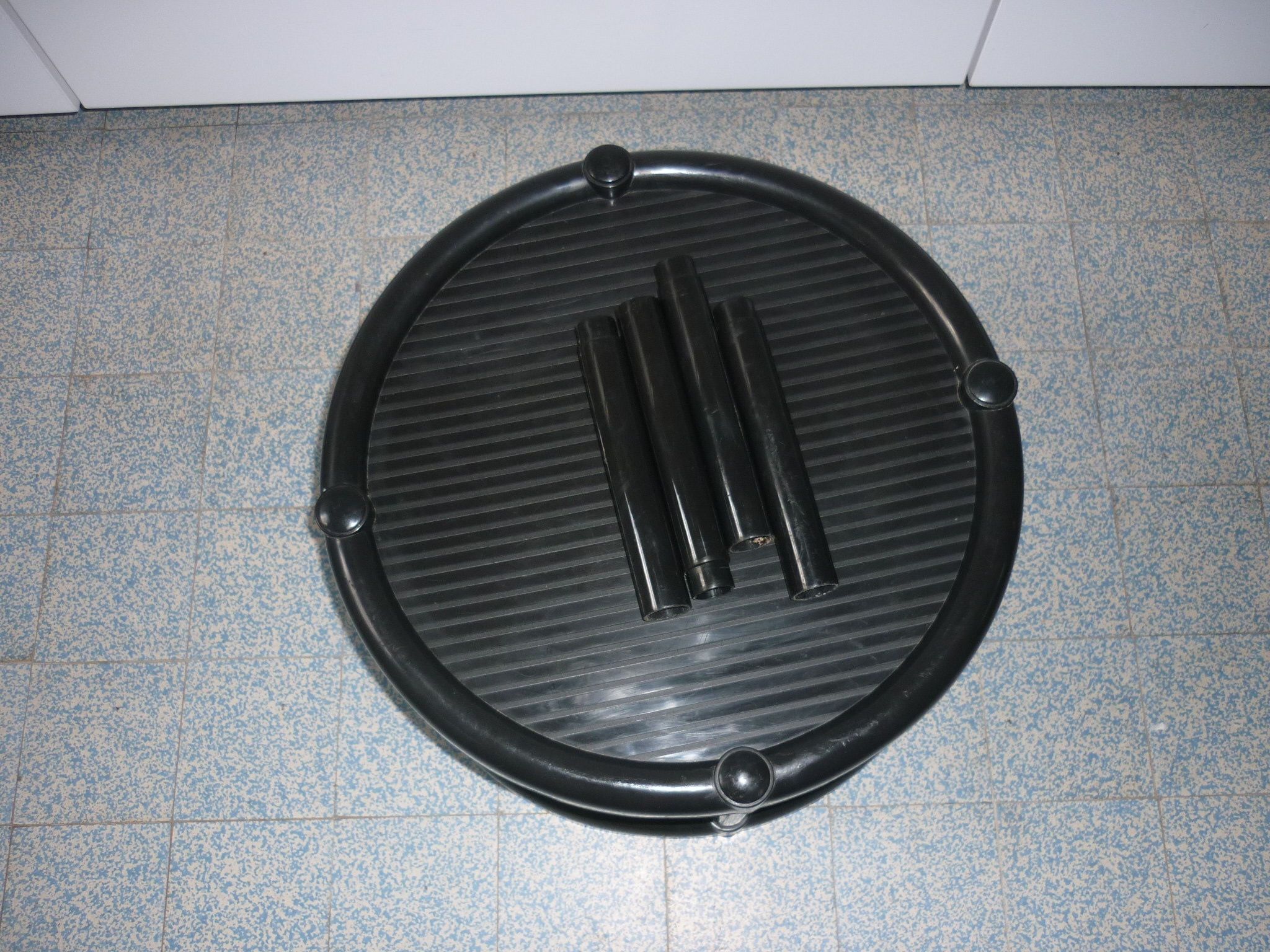 Table noire avec 2 plateaux, 1970