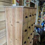 Meuble d'atelier