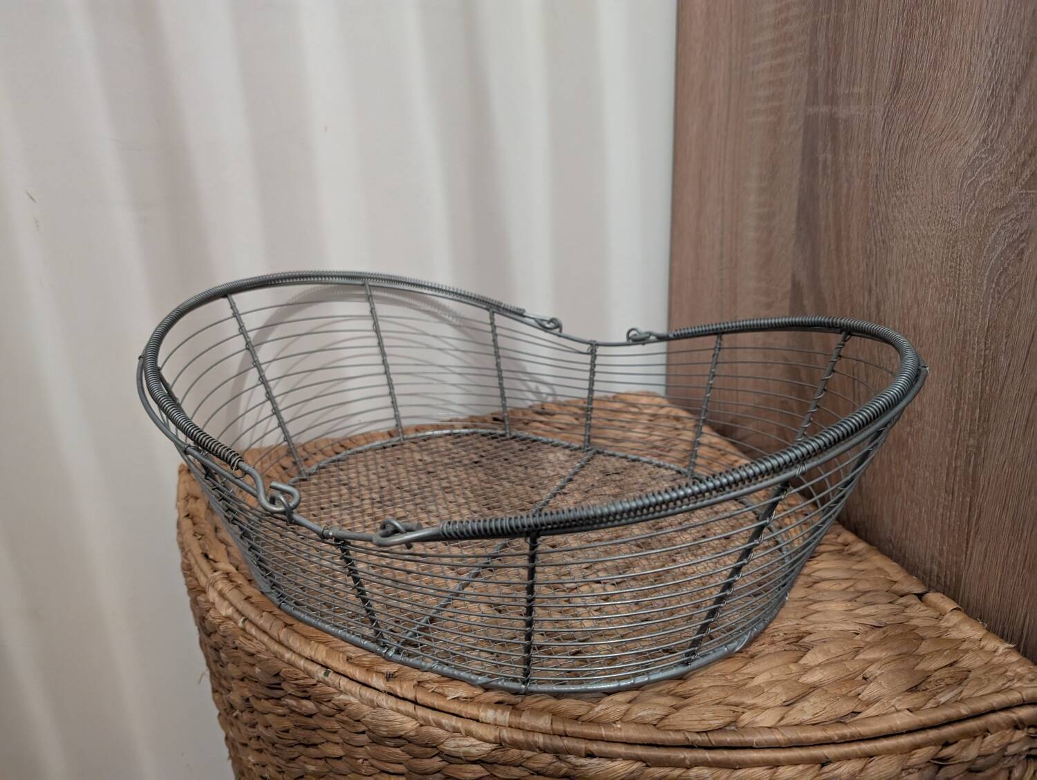 Metal basket