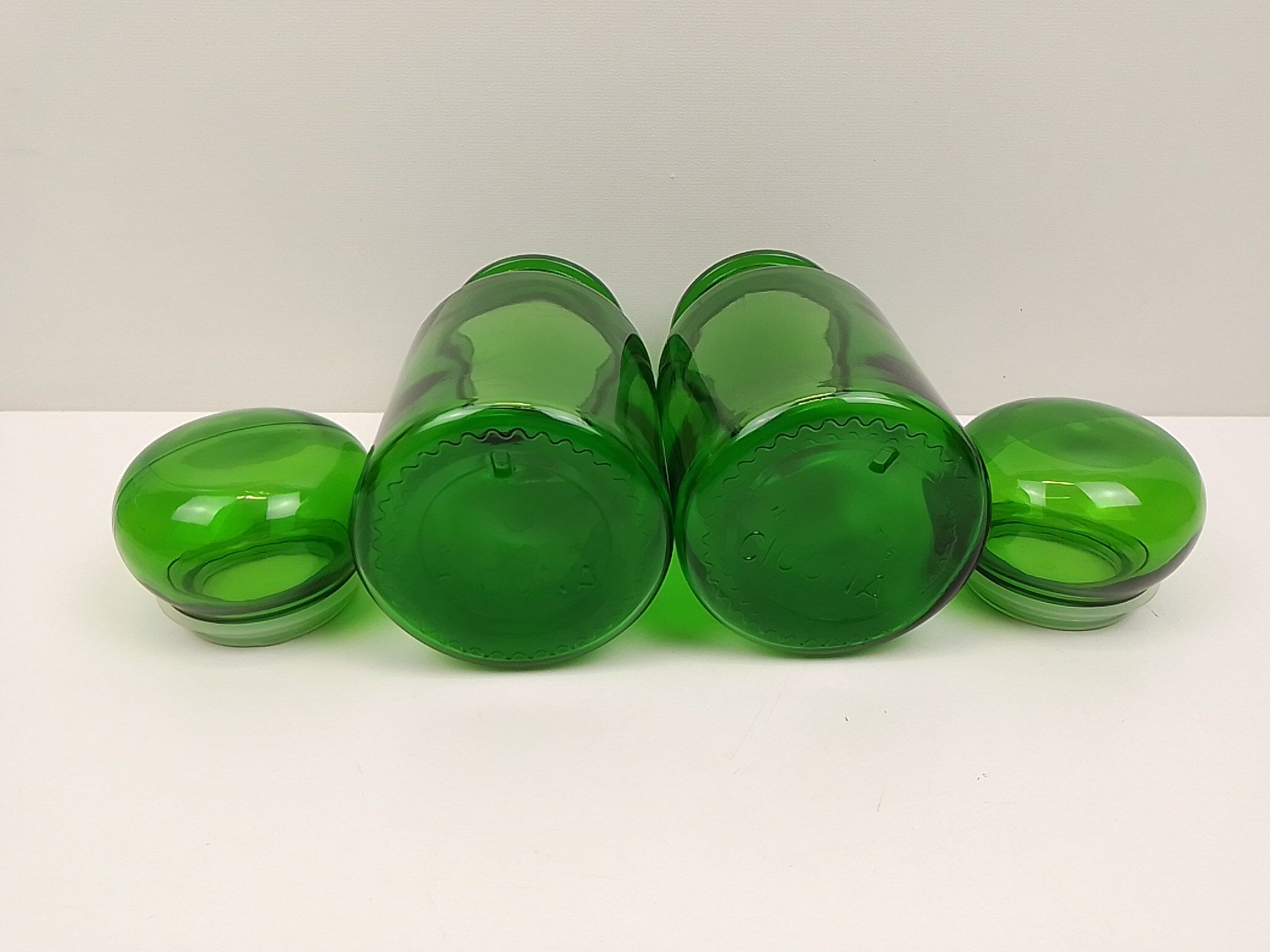 Set of 2 airtight green glass jars 22.5 cm