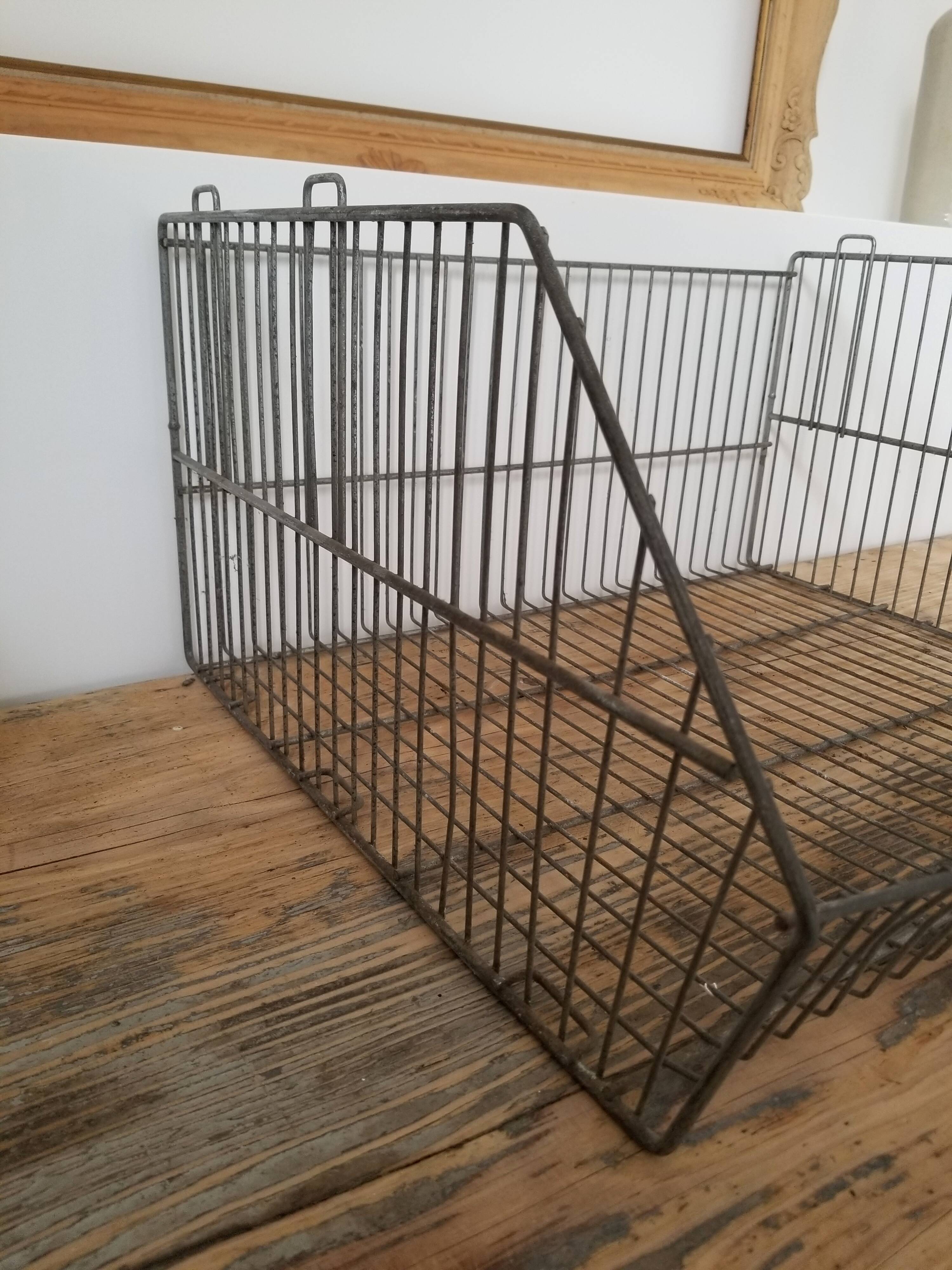 Étagère d'épicerie en métal