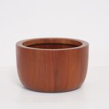 Scandinavian teak bowl by Richard Nissen Denmark