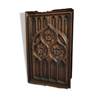Wardrobe in Gothic style