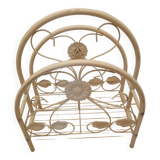 Metal magazine holder