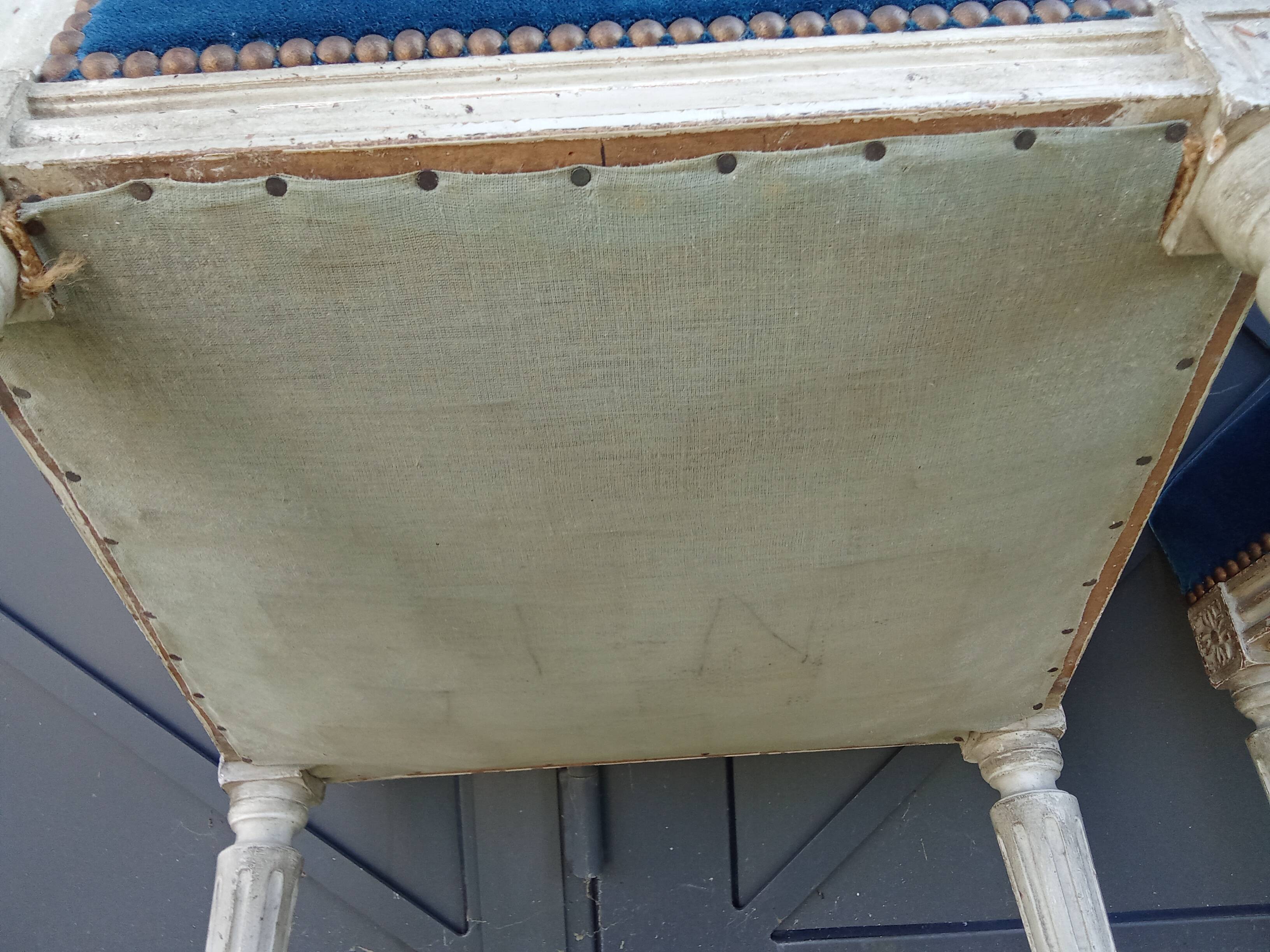 Série de 4 chaises style Louis XVI velours bleu