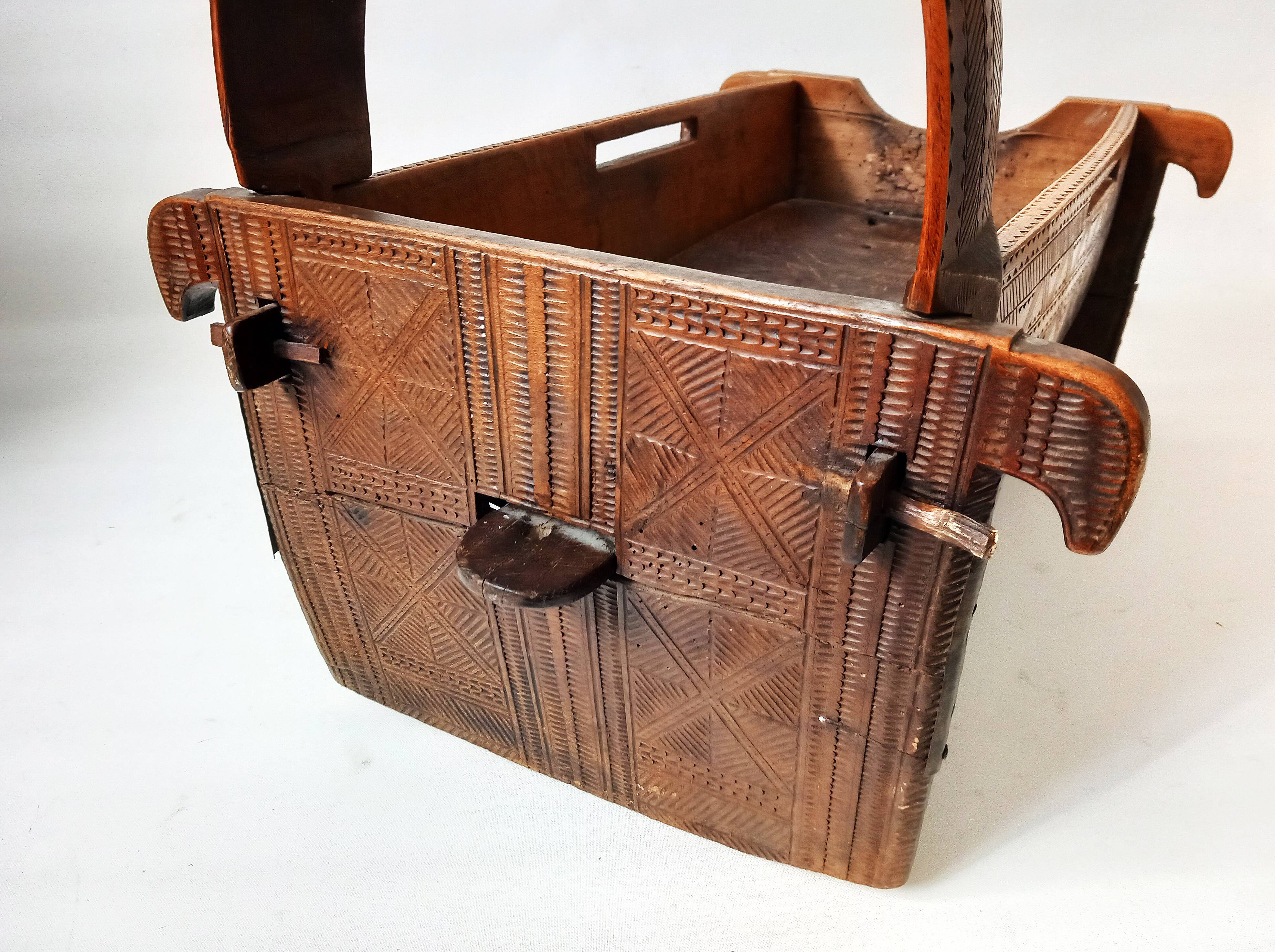 Antique Traditional Handmade Children's Crib Museum object Balkans 1890