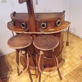 bar et chaises style bateau