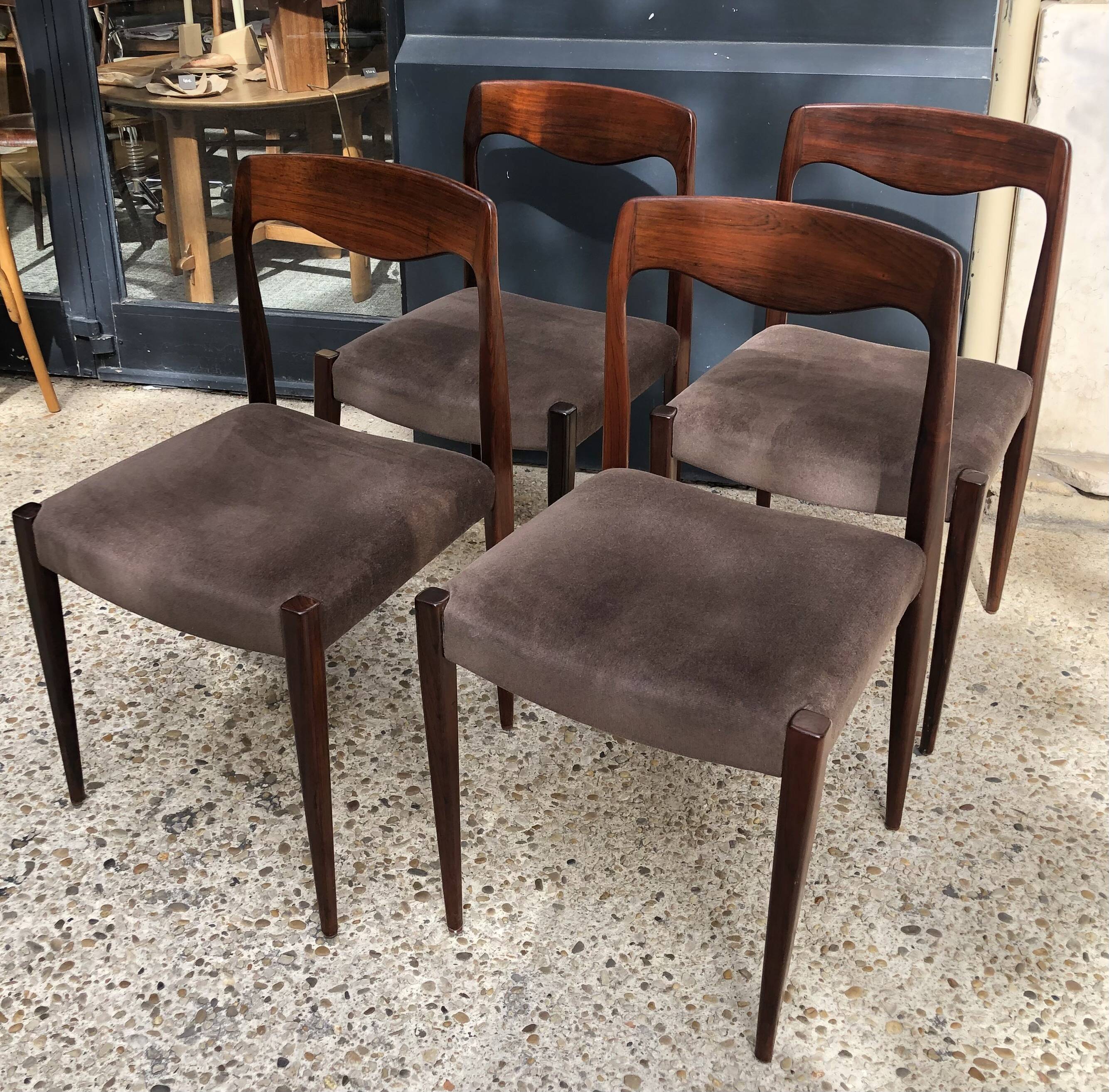 4 Scandinavian chairs from the 60s