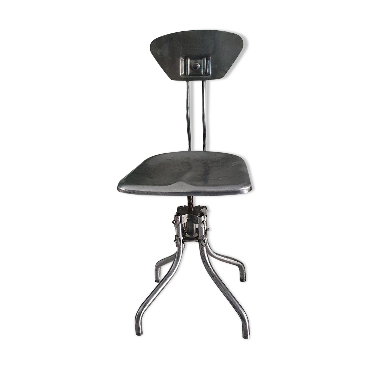 M42 model chair by Flambo.