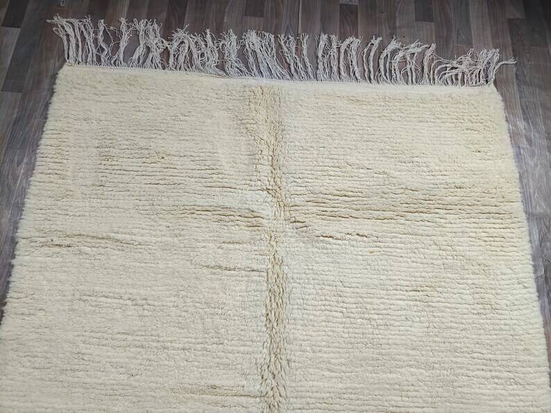 Handcrafted Boujaad rug 200cm x 300cm