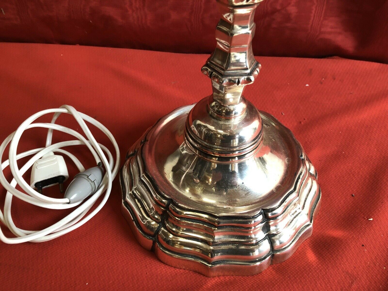 Silver bronze hot water bottle lamp