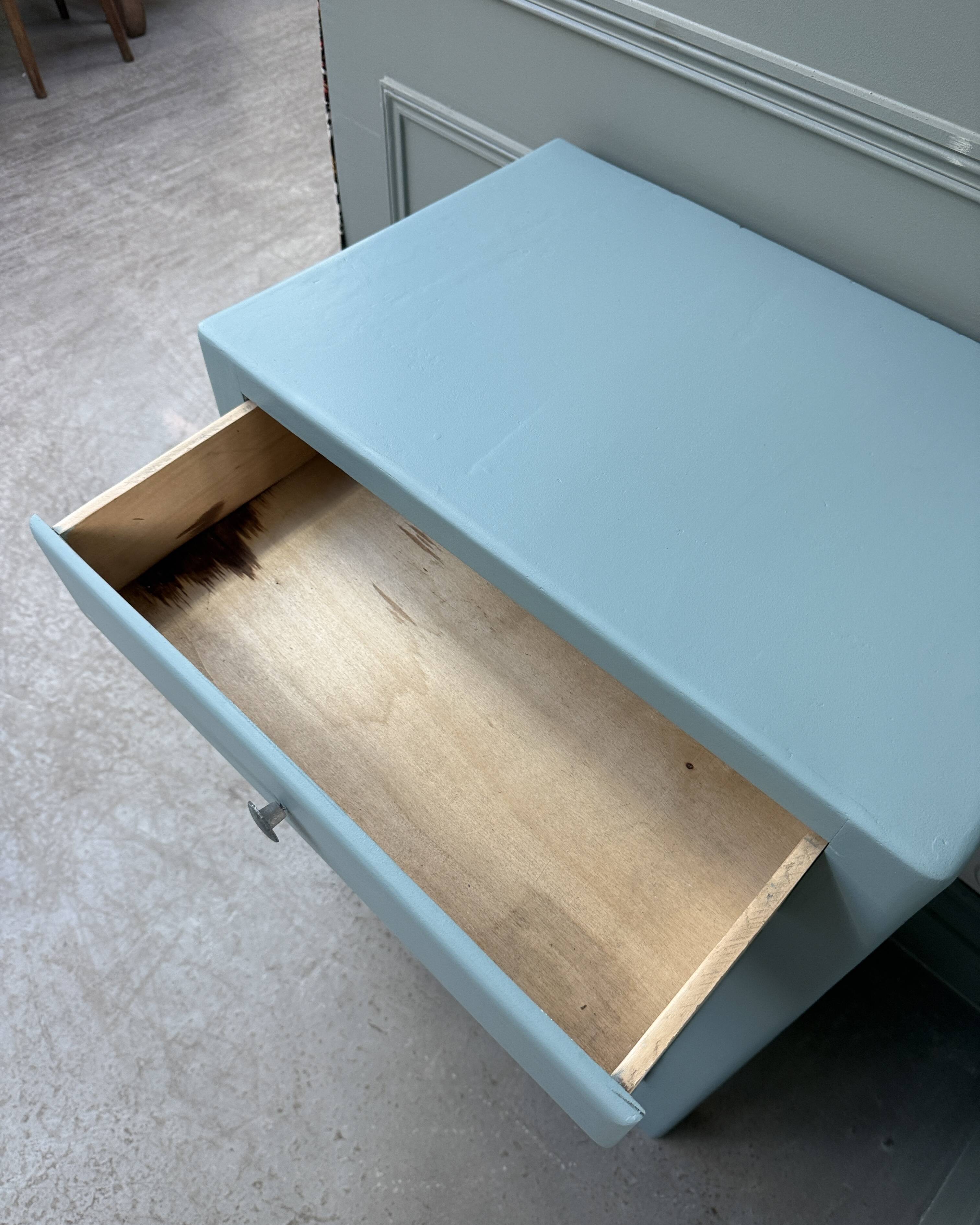 Buffet parisien bleu (rénové)