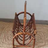 Magazine holder