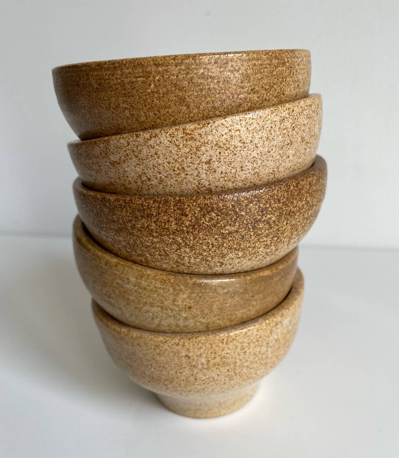 Ceramic mugs, French craftsmanship