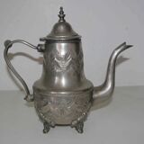 Old teapot "Le Cheval" and milk pot (SBA Fez) in silver metal
