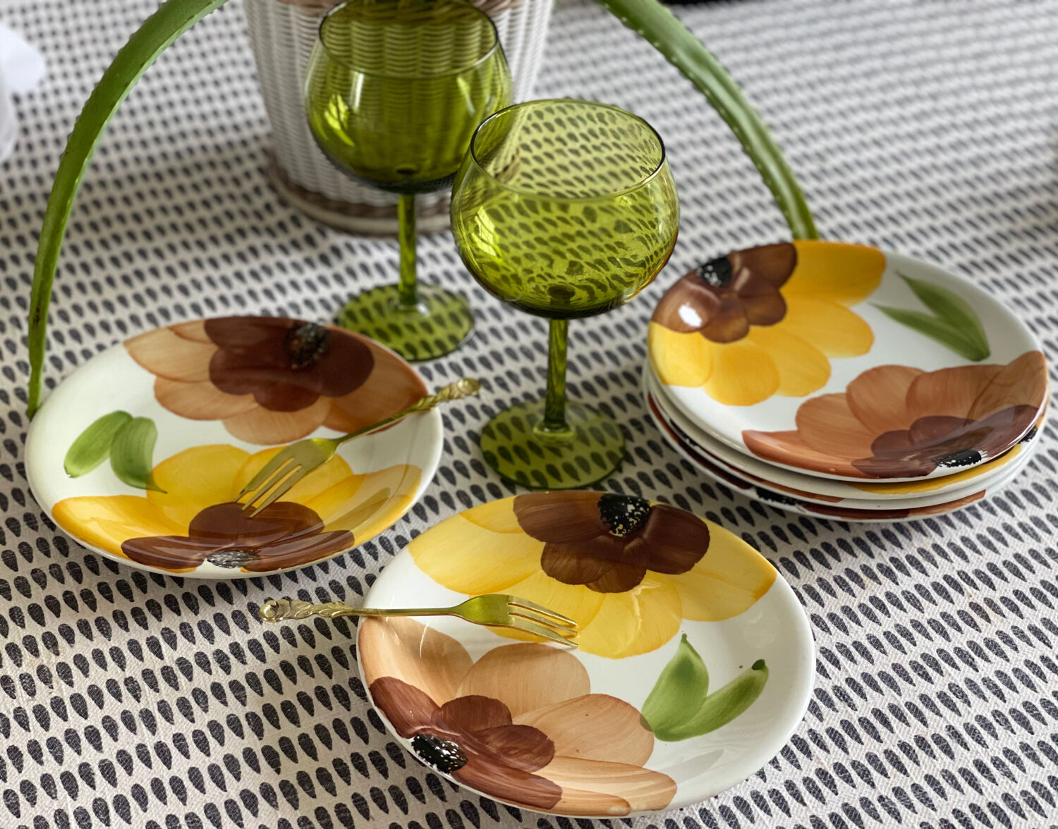 6 dessert plates Castellania 1970