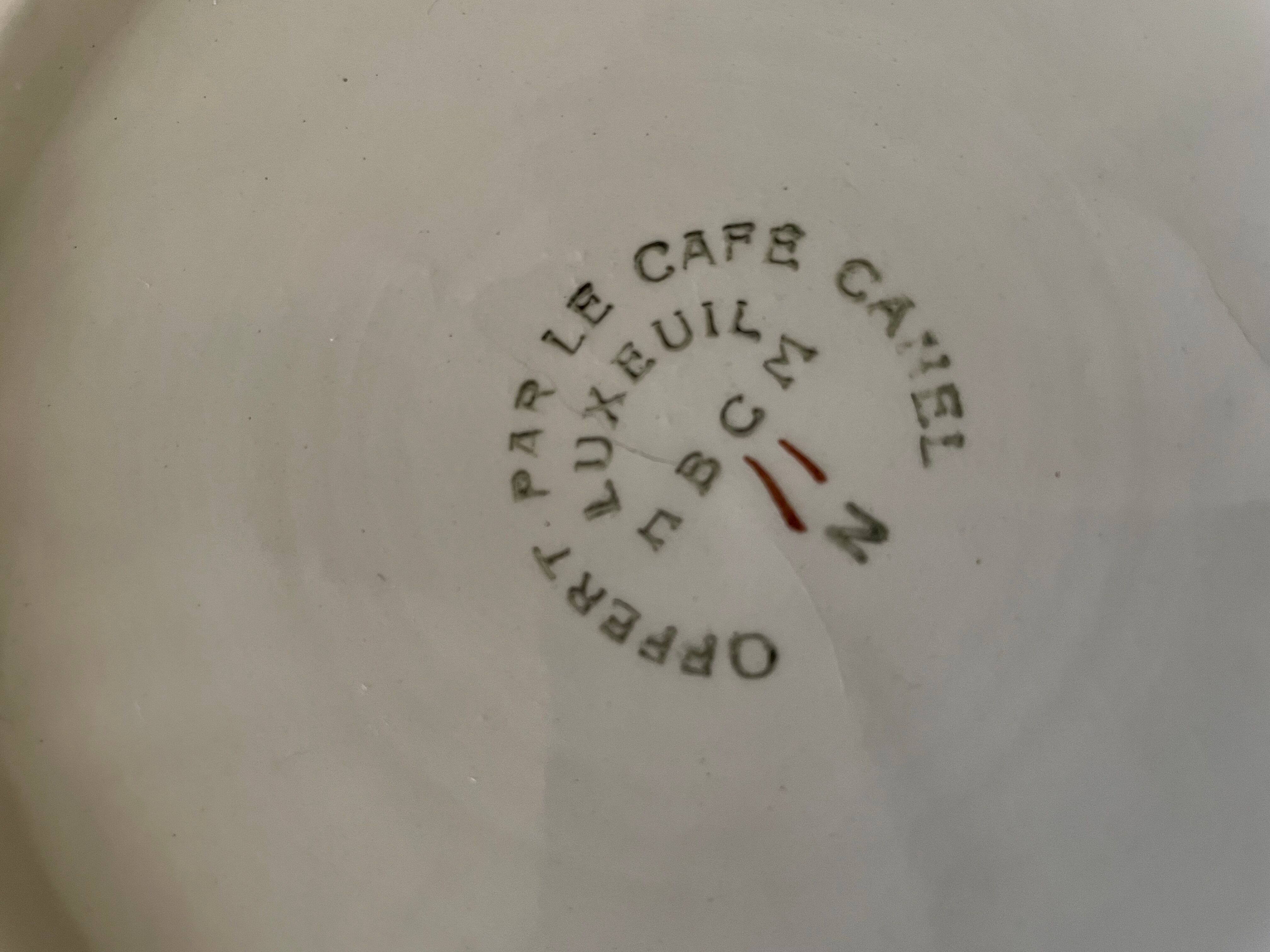 Hollow dish HBCM, Montereau, France" diam 21 cm