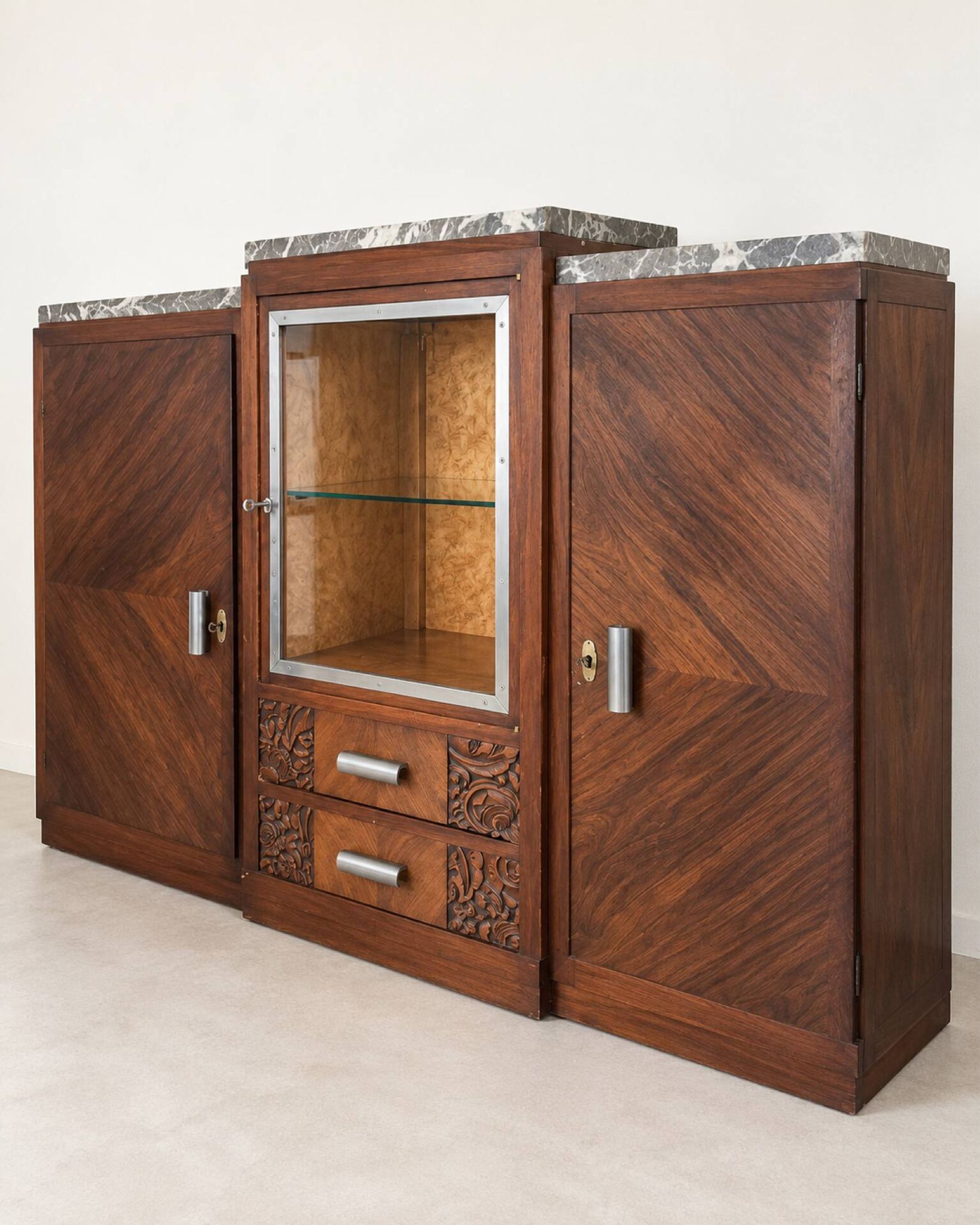 Art Deco buffet from the 1950s in veined wood, grey marble, and display cabinet.