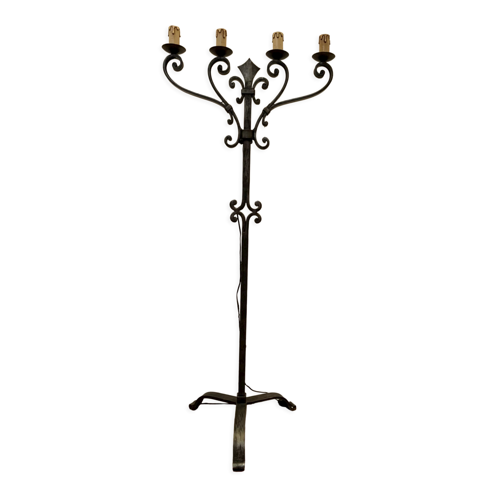 Floor lamp has four wrought iron lights