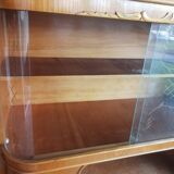 Buffet de cuisine galbe allemand double corps orme 1950s 6 tiroirs vitrine mag