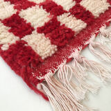 Moroccan Berber carpet boujaad ecru with red checkers 155x105cm