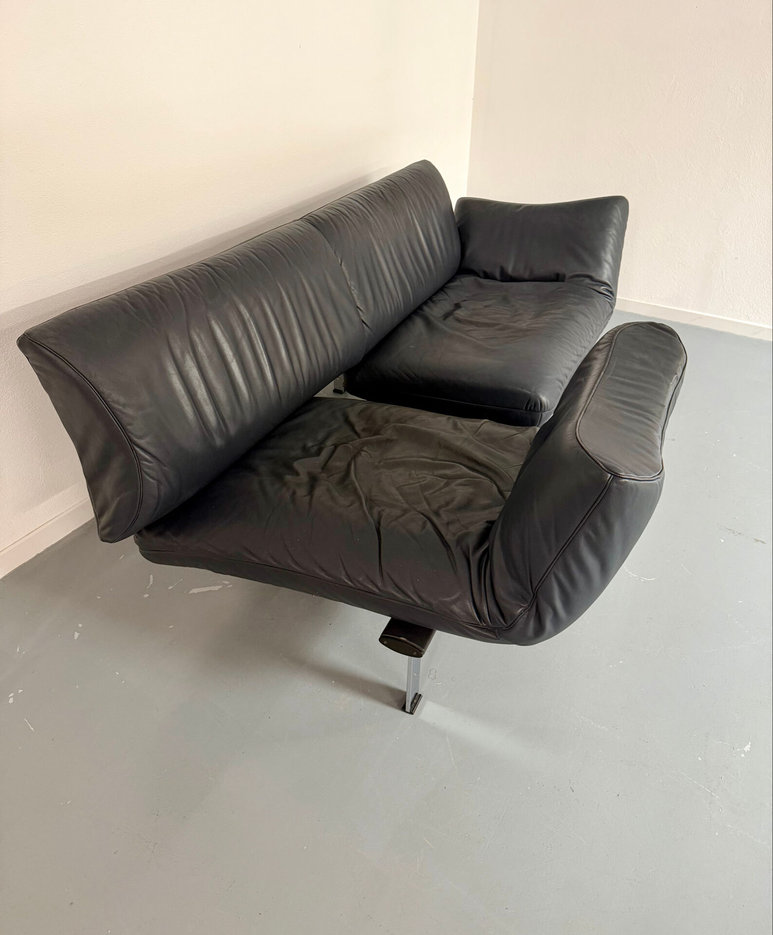 De Sede DS 140 midnight blue 3-seater vintage leather sofa 1980s design