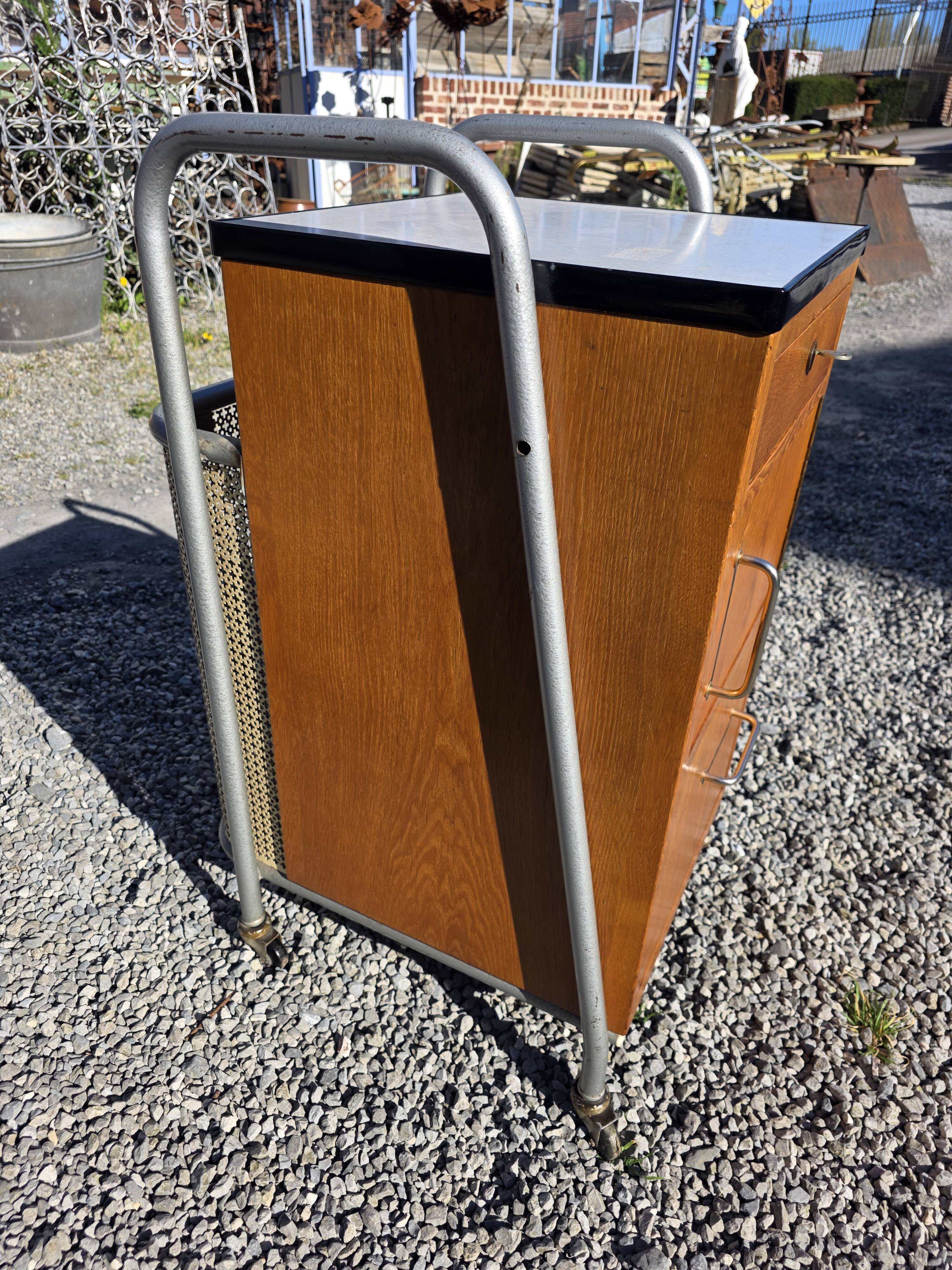 Meuble de bureau médical ETS Hordoir en chêne des années 60