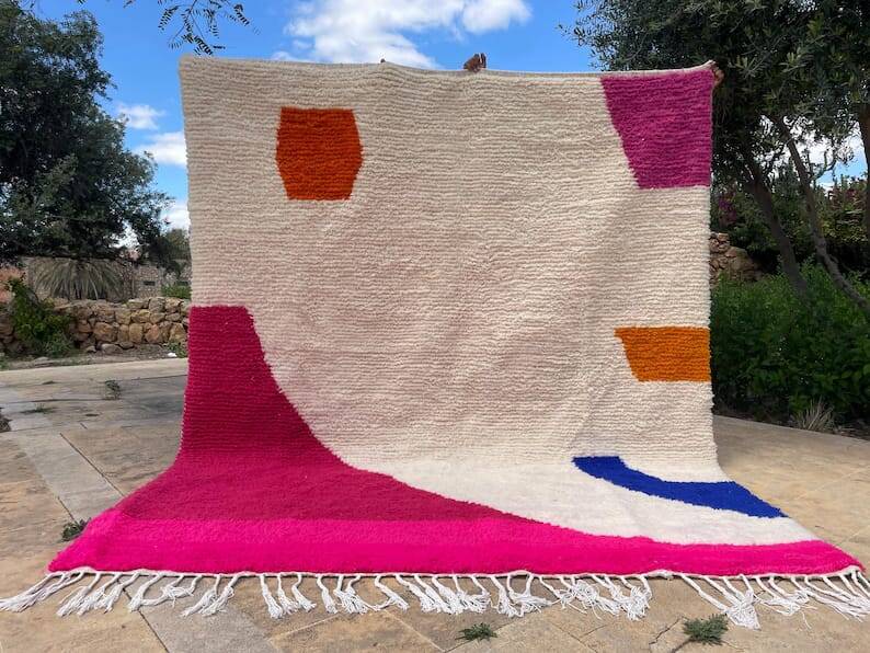 Colorful wool rug size 200 x 300 cm