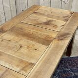 Cherry wood coffee table with sliding top, work from the 70s