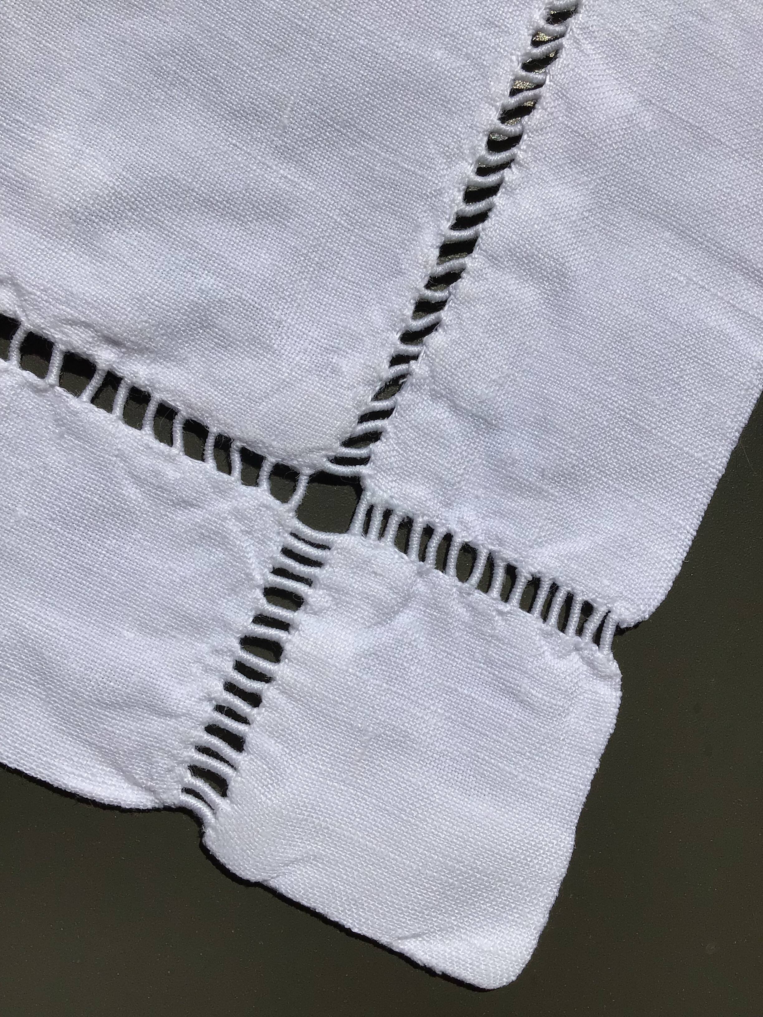 2 embroidered BL linen pillowcases, Venice day