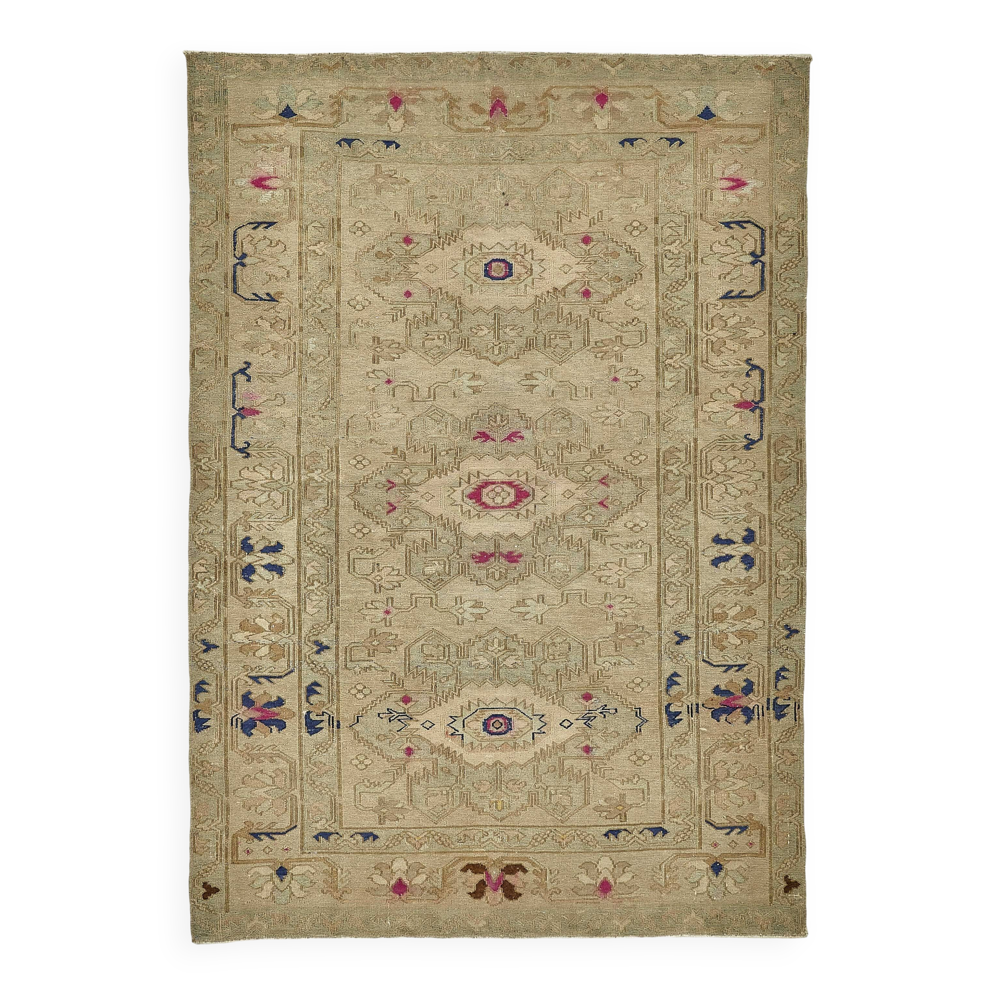 Turkish Vintage Anatolian Rug 132 cm x 187 cm