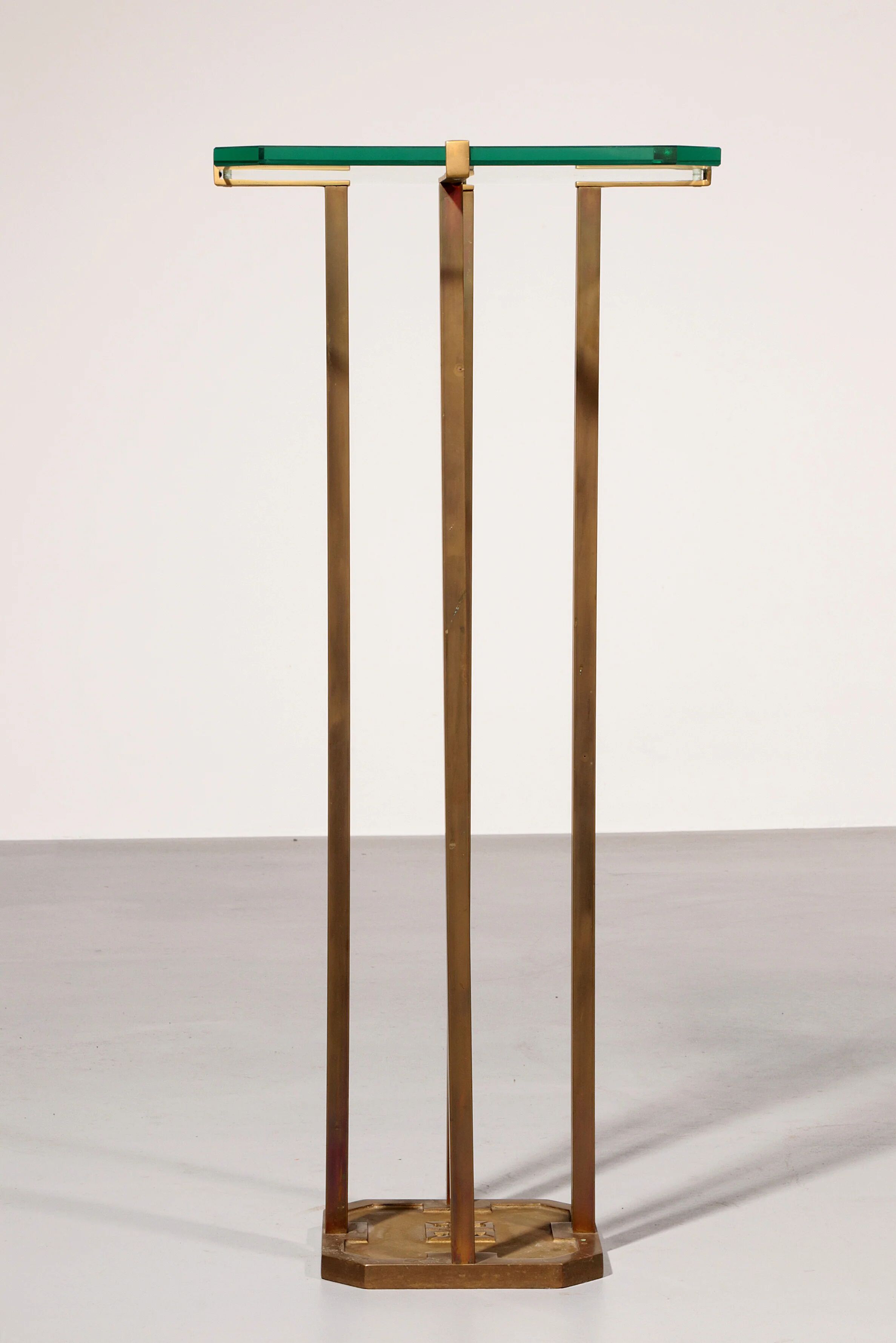 Rare Peter Ghyczy T18 console tables, 1970s design (73 cm high.)