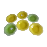 Hollow plates in the shape of luminarc flowers