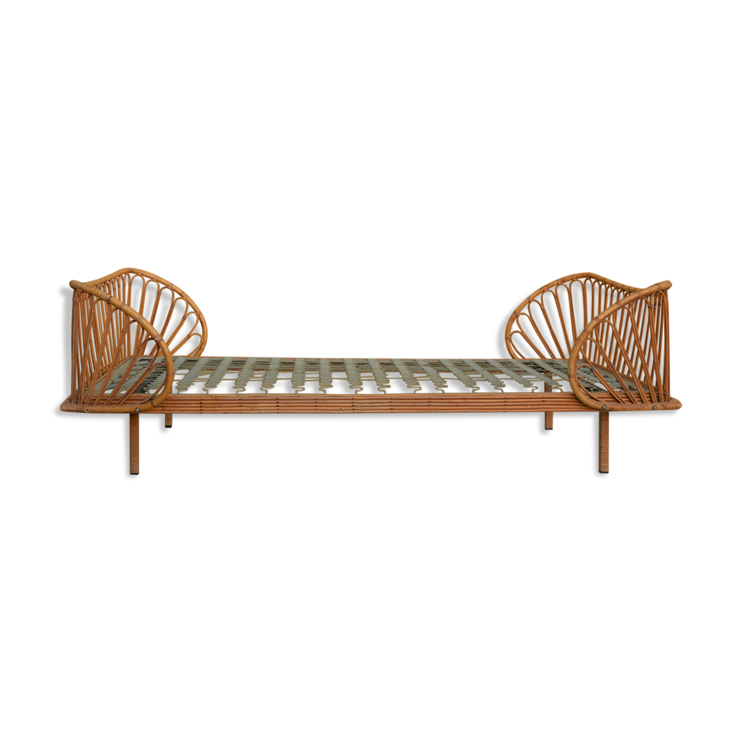 Vintage rattan bed 1960