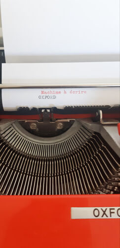 Machine à écrire portative Oxford , rouge , fonctionnelle