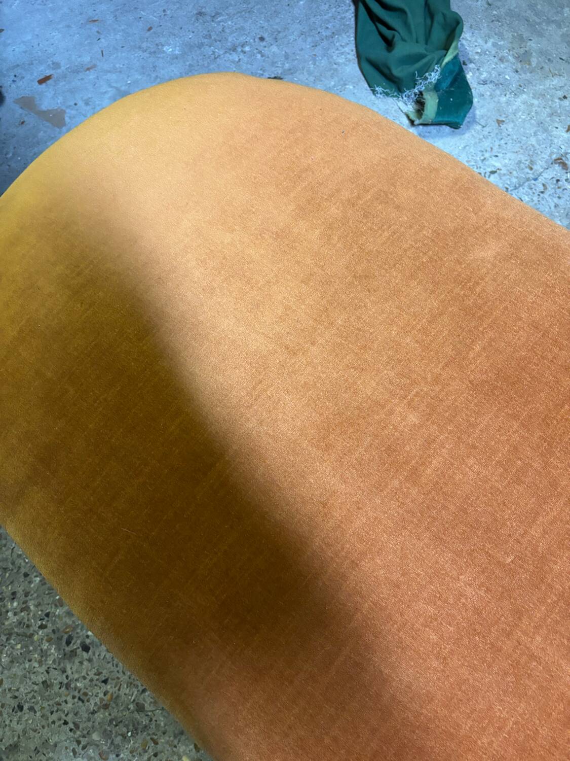 Antique velvet chaise longue