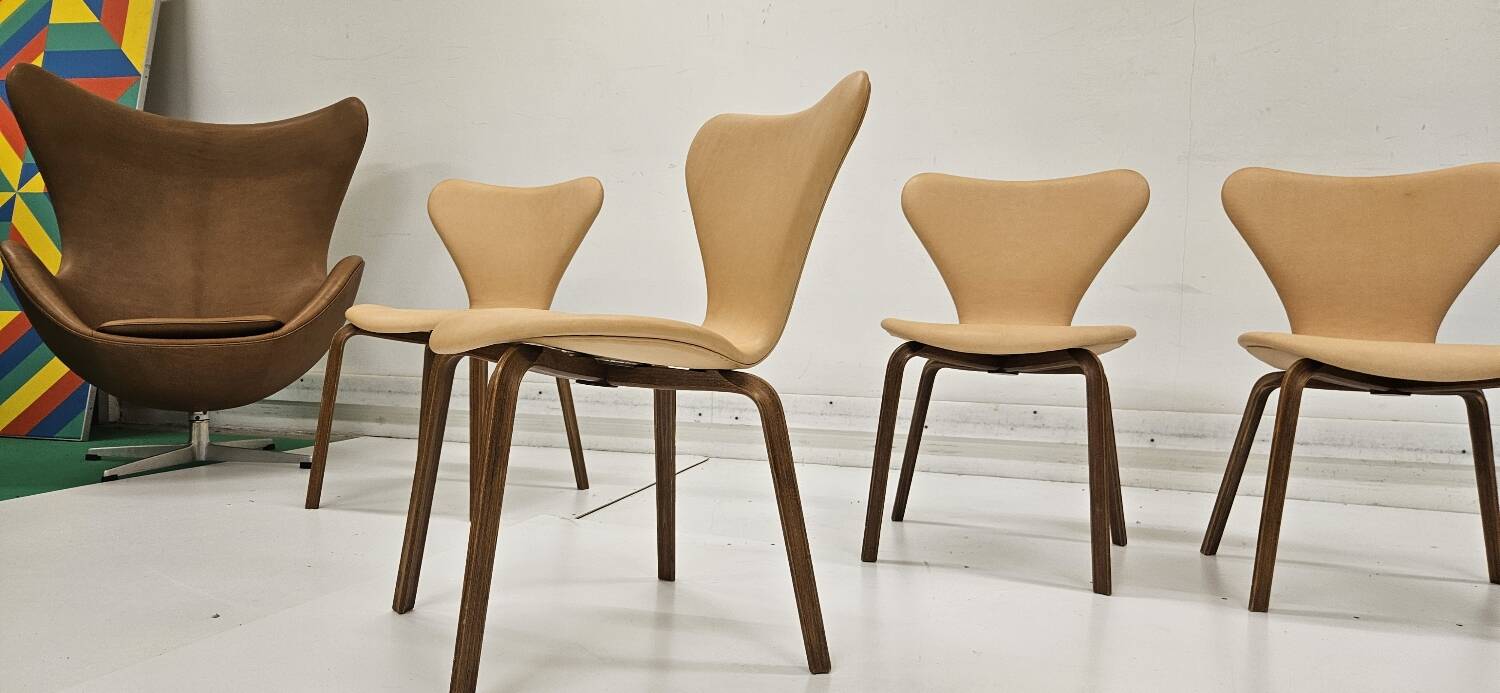 Ensemble Arne Jacobsen Seven chaise grand prix Fritz Hansen