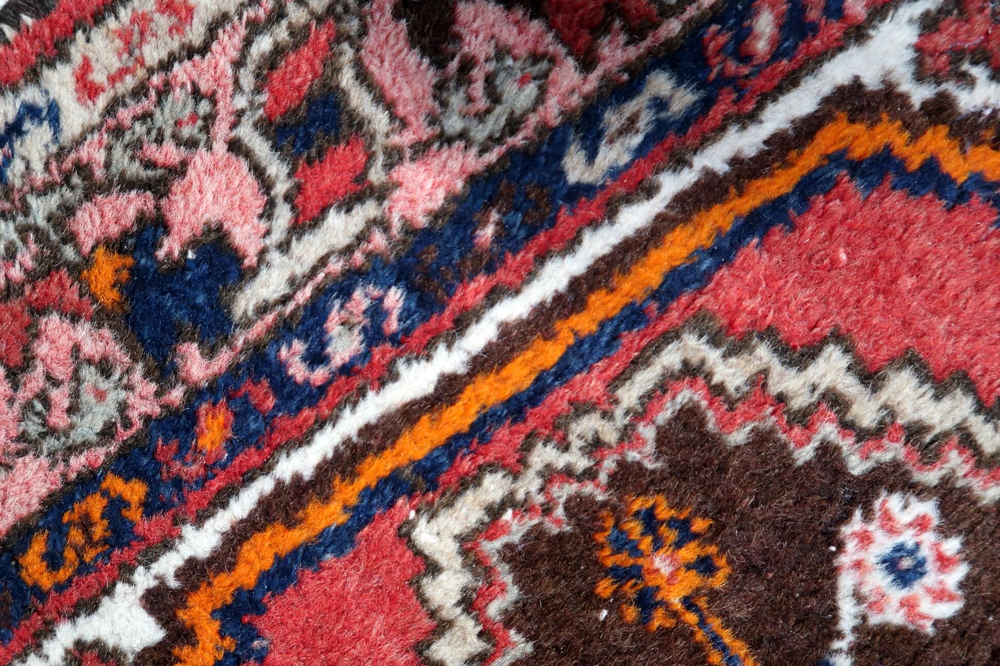 Handmade vintage Persian Hamadan rug 93cm x 196cm 1970s