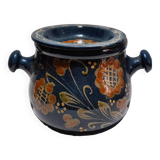 Ceramic pot