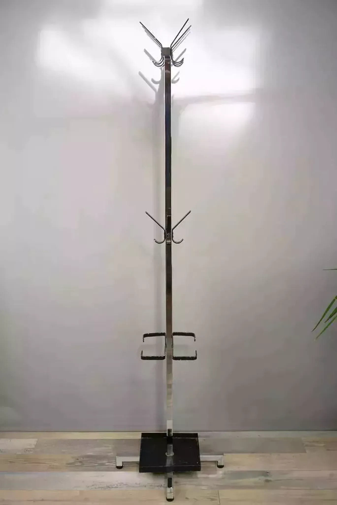 All-metal coat rack from the 50s/60s