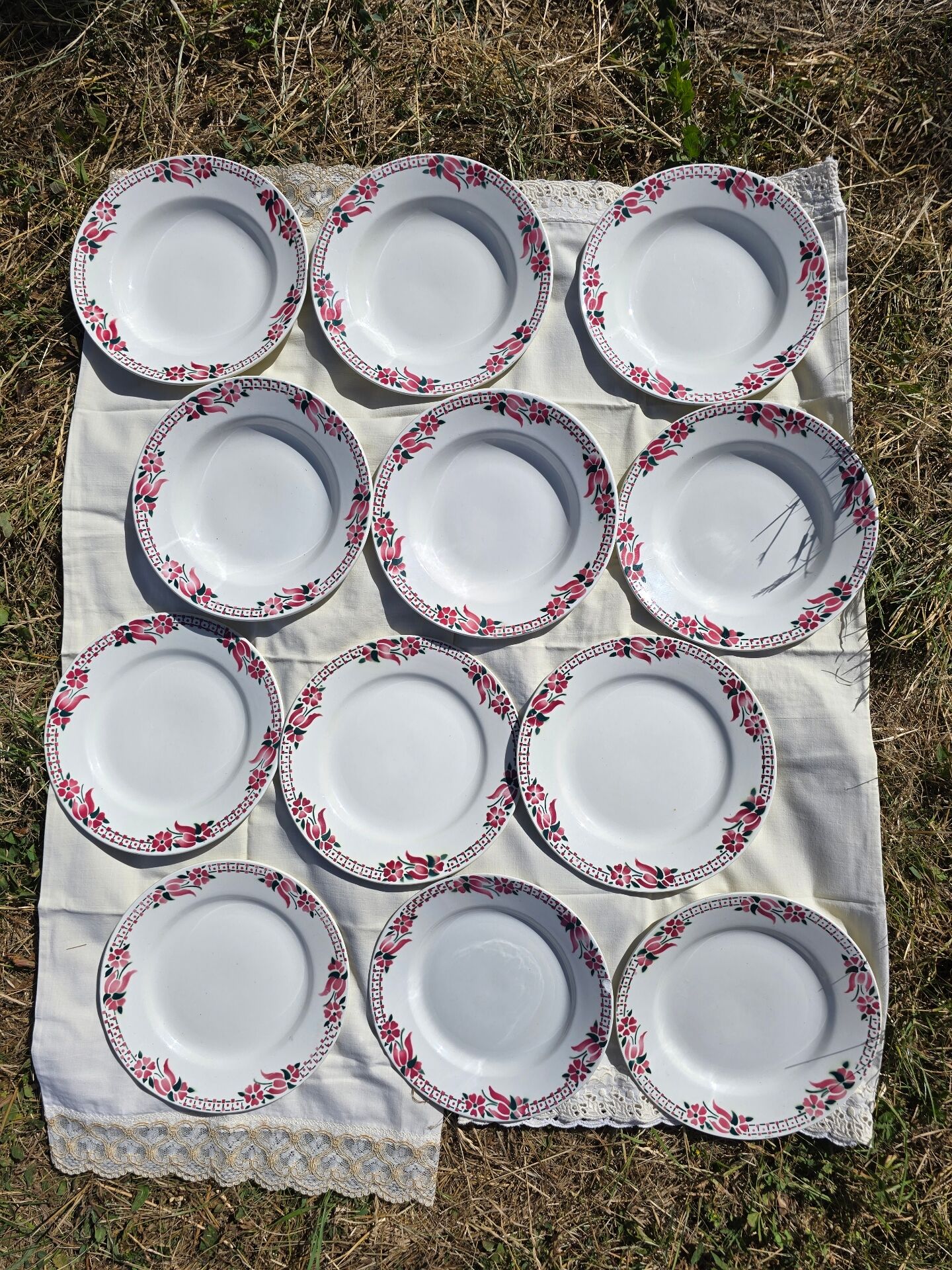 Lot of 10 deep and flat plates Ceranord St Amand model Roubaix +2