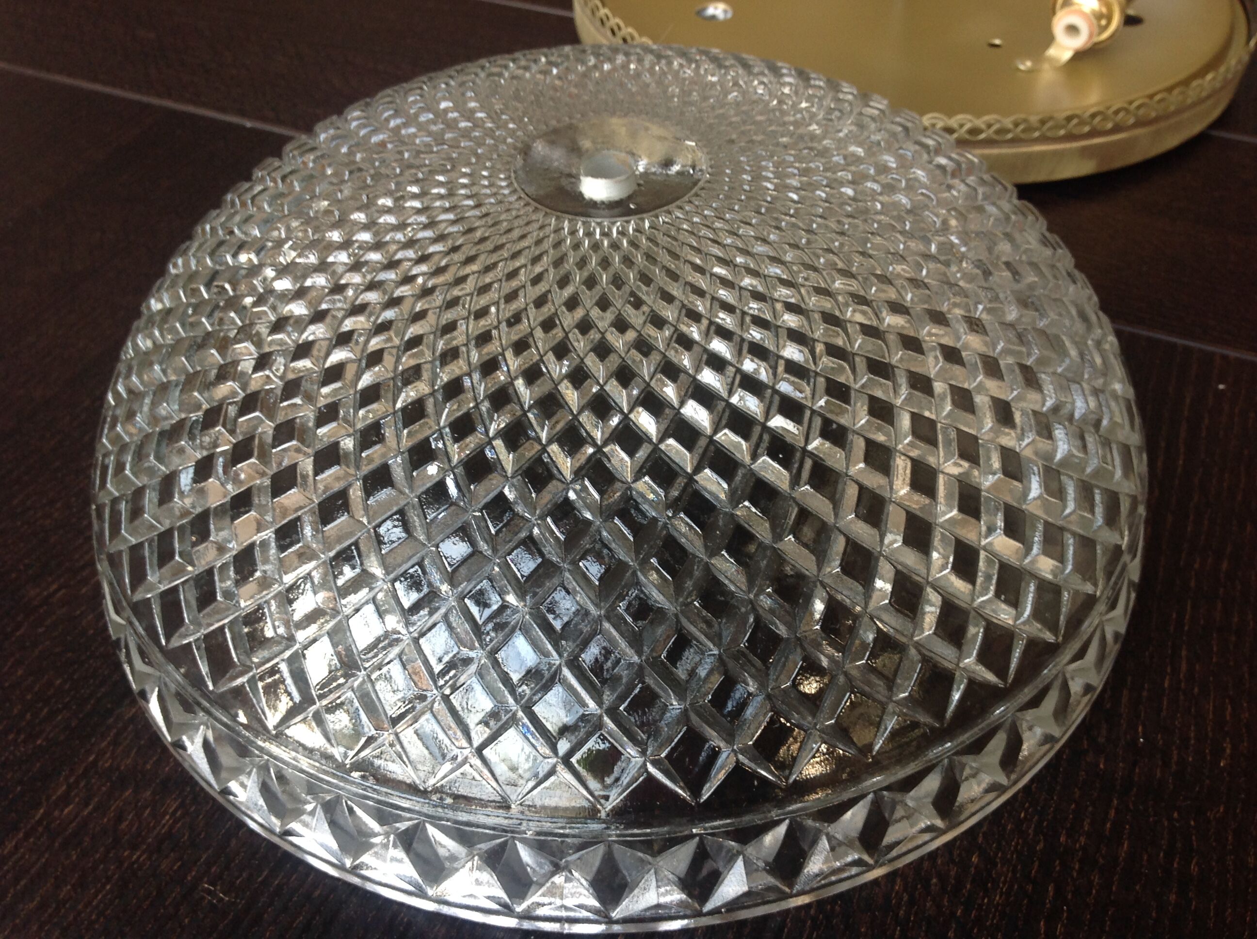 Round ceiling lamp in structured glass art deco style 30s-40s