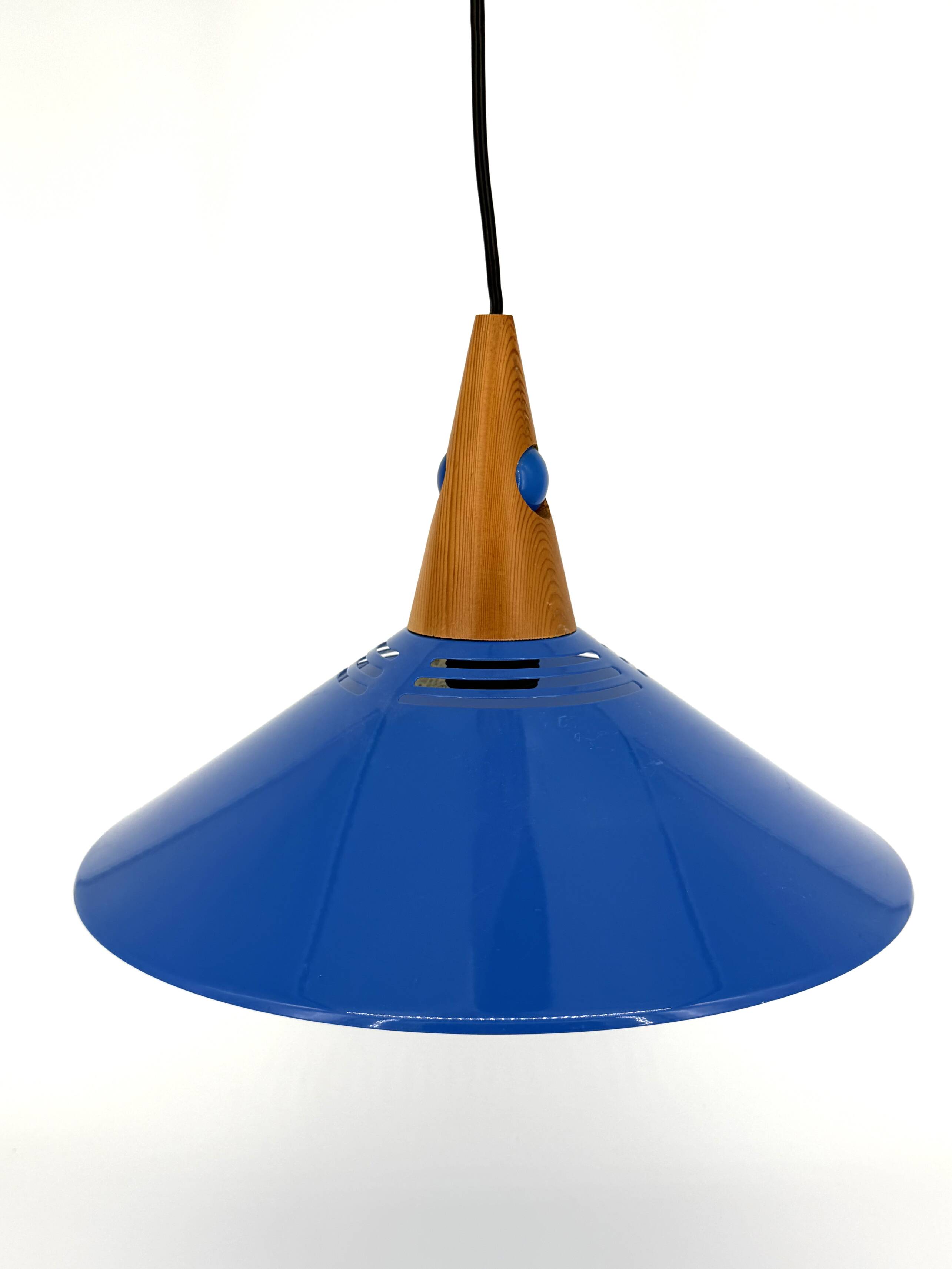Vintage pendant light in blue metal and wood