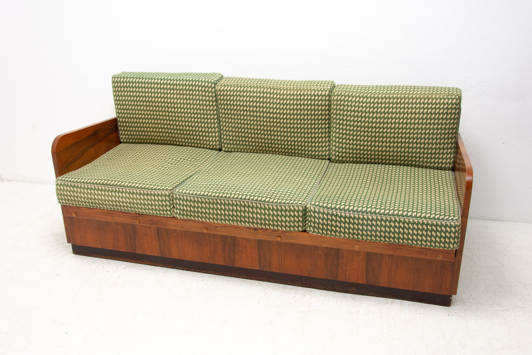 mid century folding sofabed by jindřich halabala for up závody, 1950´s