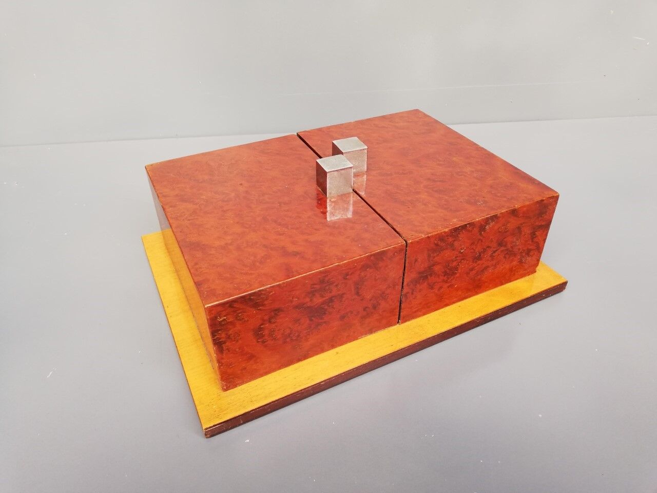 Precious wooden art deco box