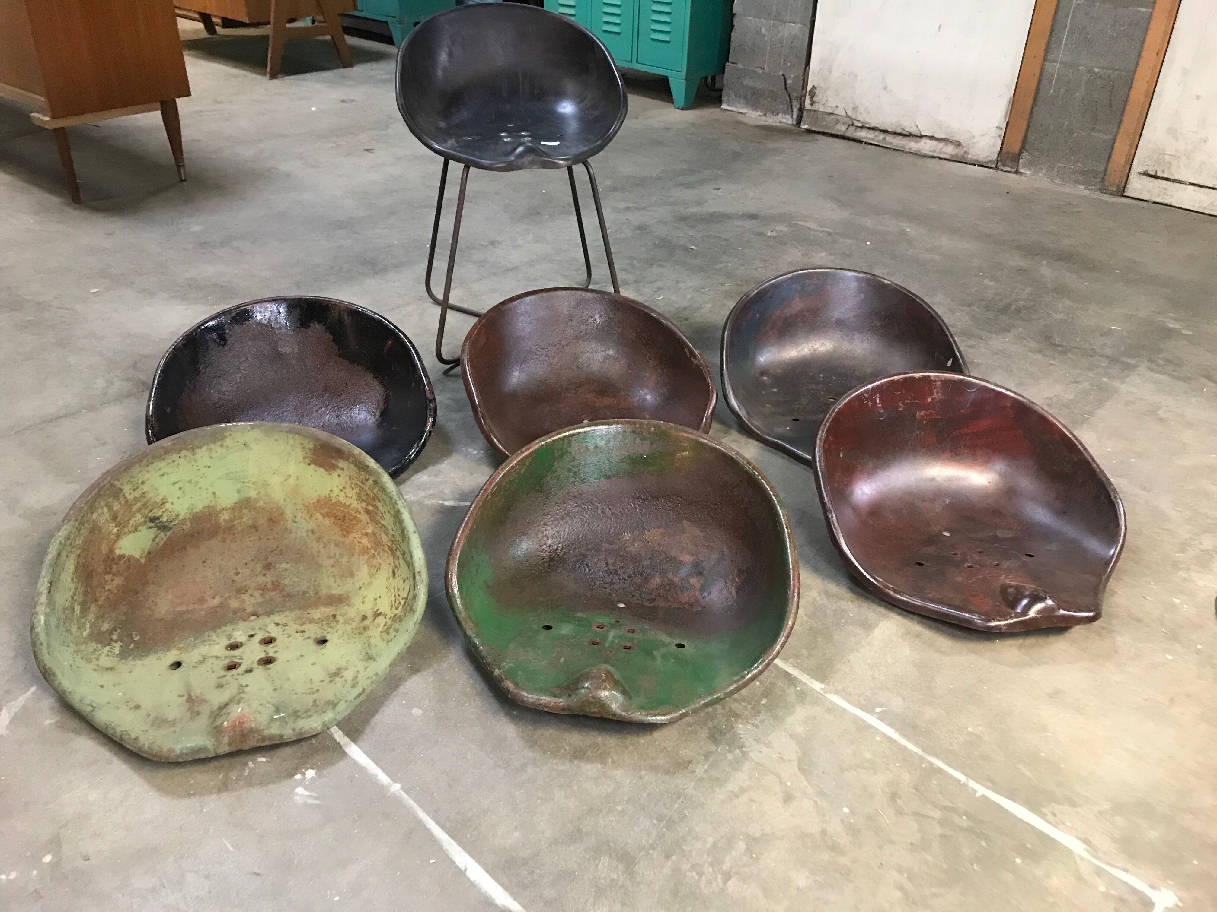 vintage industrial stool / tabouret