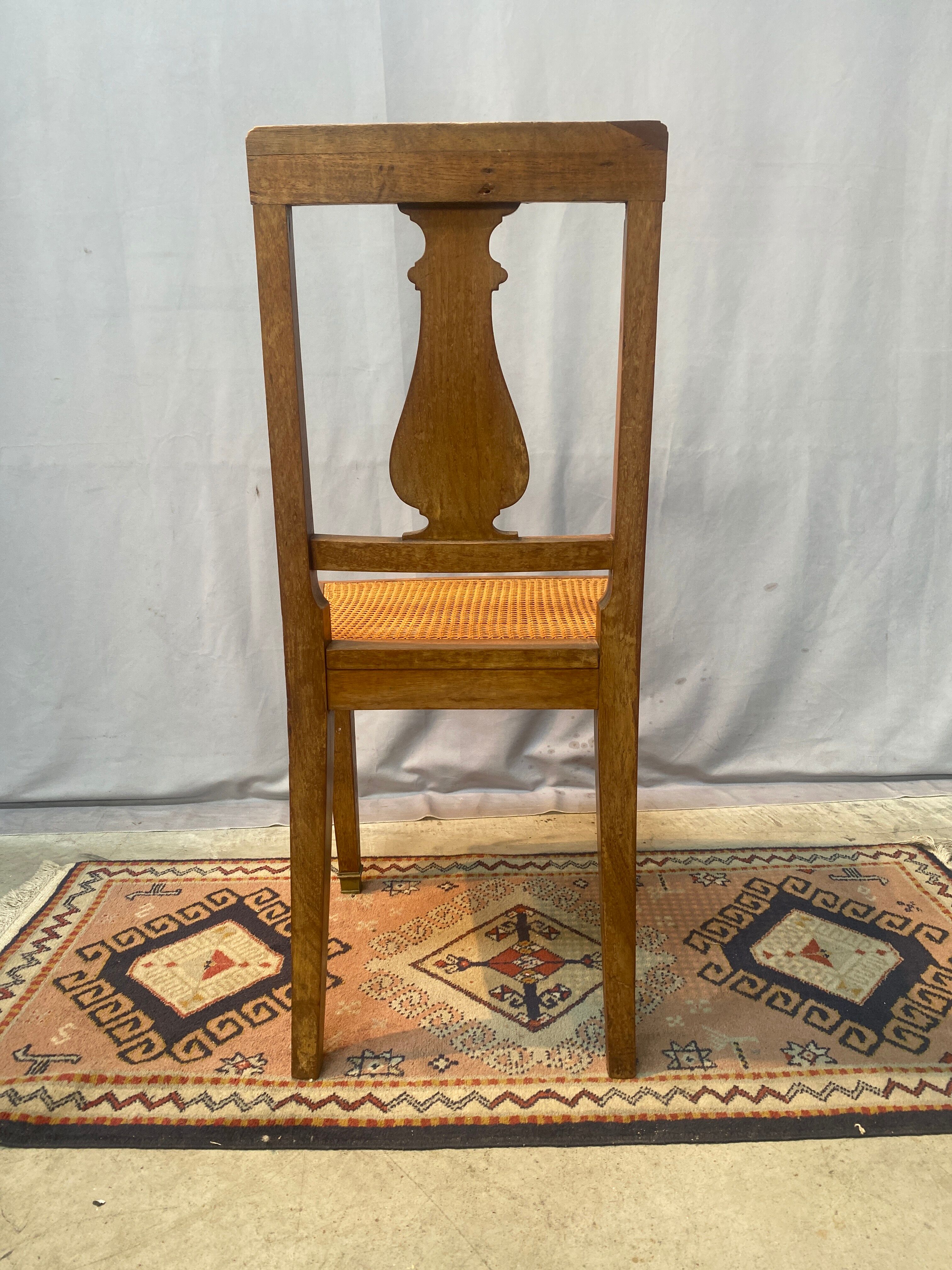 Set of 2 wooden tanned chairs
