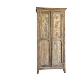 armoire parisienne