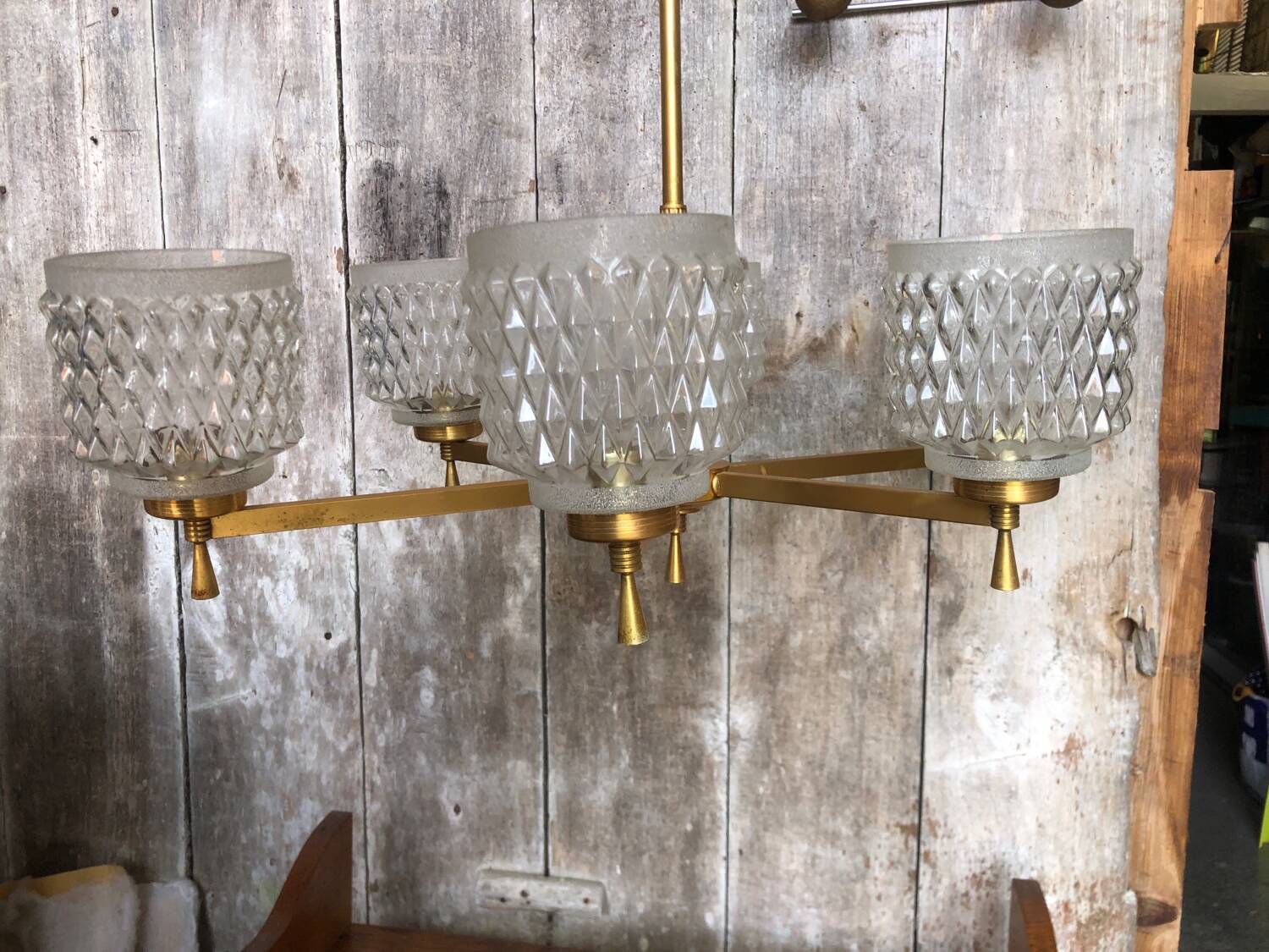 Old Chandelier 6 Lights Golden Metal + Molded Glass Reflector